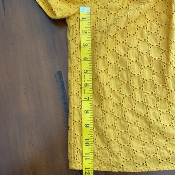 Universal Thread Mustard Yellow Women's Eyelet Shirt Size Large - Picture 3 of 8